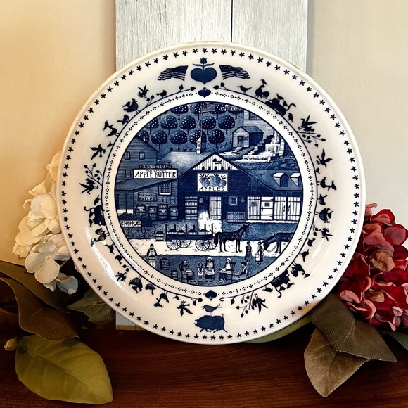 Charles Wysocki “Americana” ~ An America For All Seasons, 11” Chop Plate - Picture 1 of 3